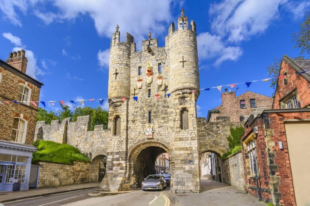 Stodham House With Minster Views! Villa York Luaran gambar
