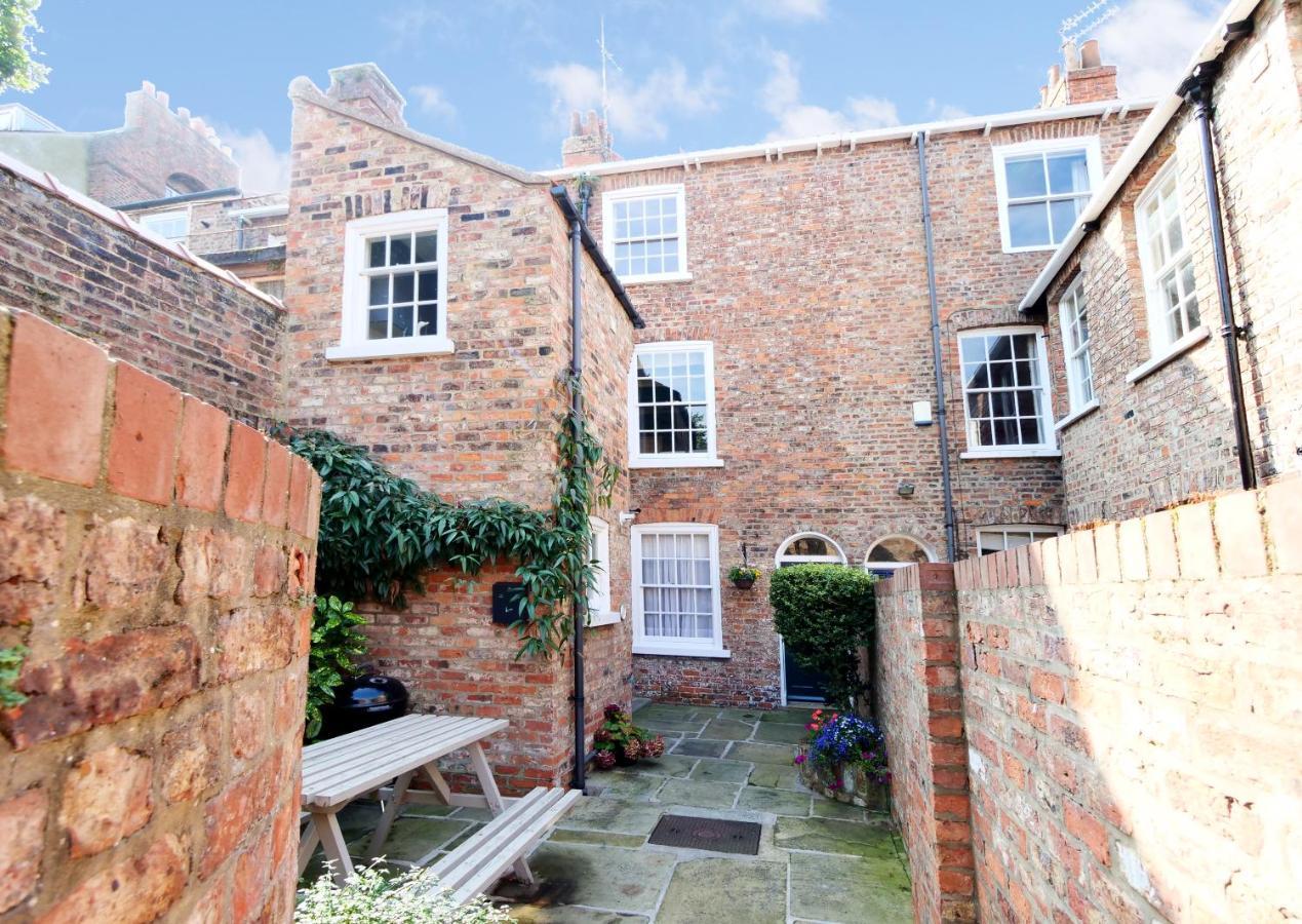 Stodham House With Minster Views! Villa York Luaran gambar